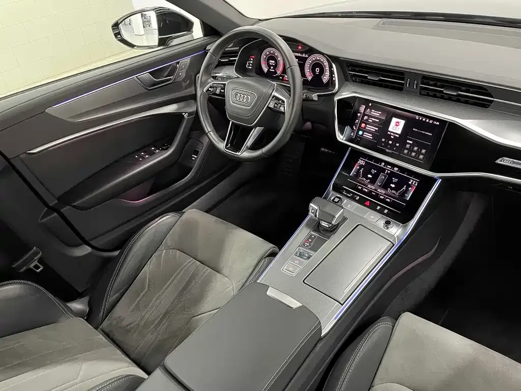 Audi A6L 2023 из CN, фото 6