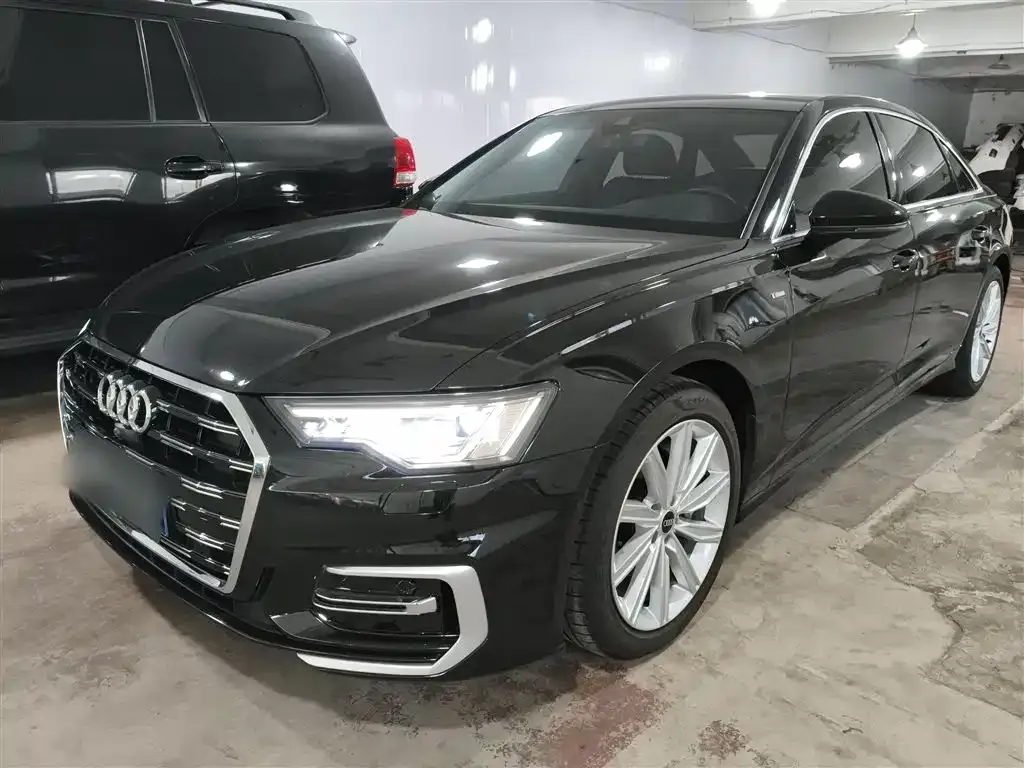 Audi A6L 2023 из CN, фото 1