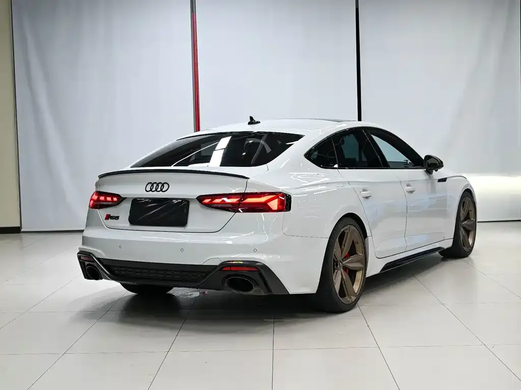 Audi RS 5 2022 из CN, фото 5