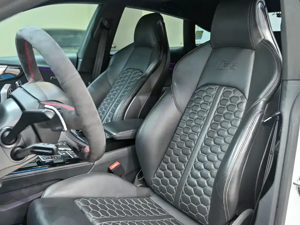Audi RS 5 2022 из CN, фото 6