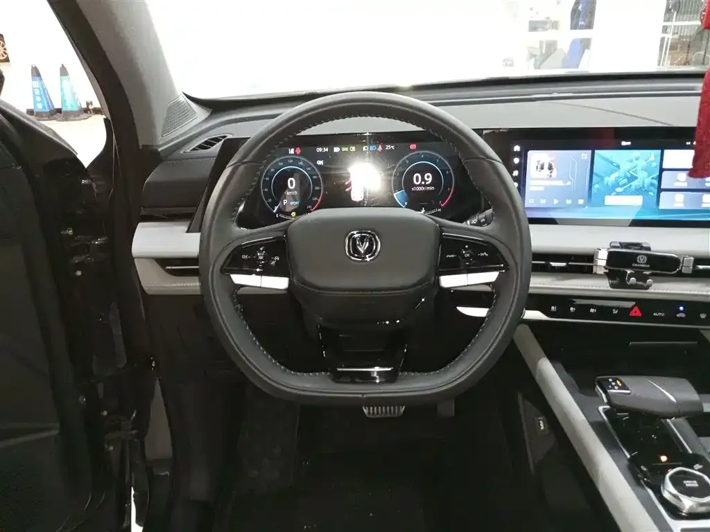 Changan CS75PLUS 2024 из CN, фото 3