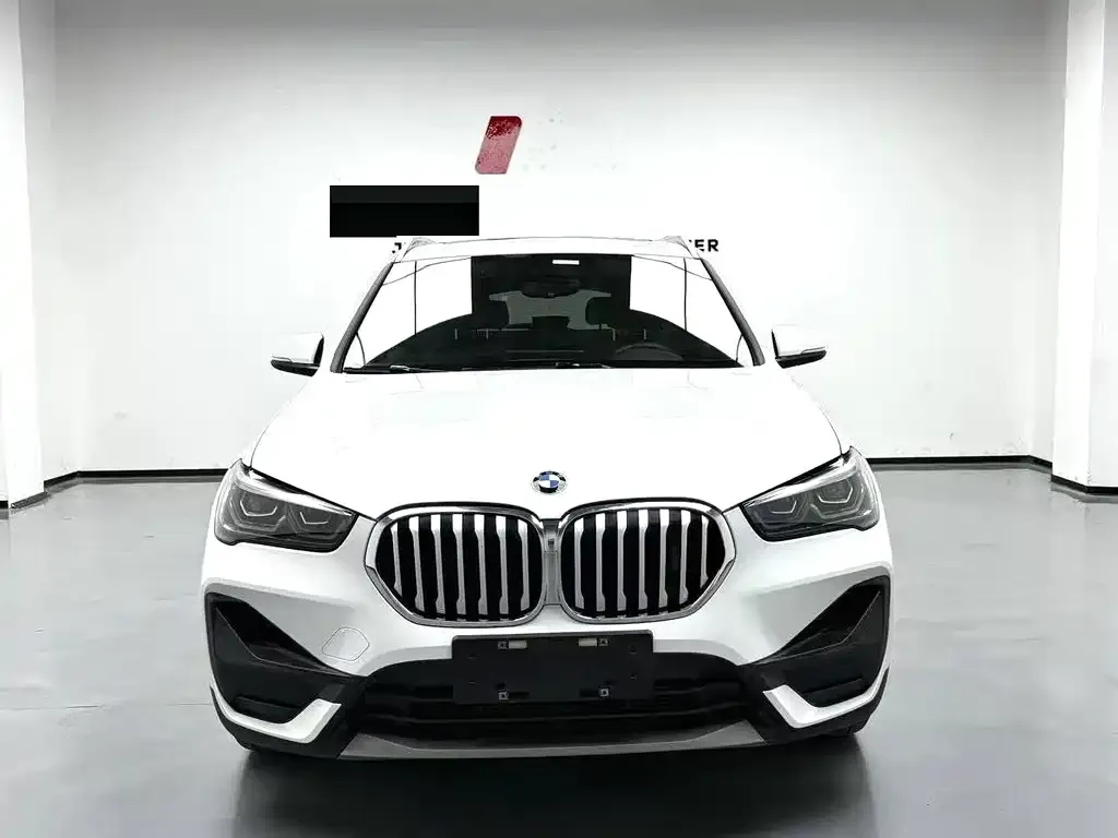 BMW X1 — фото 2
