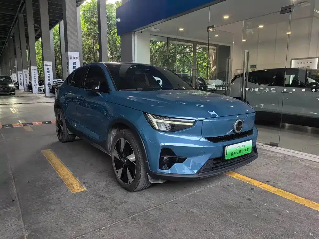 Volvo C40 2024 из CN, фото 1