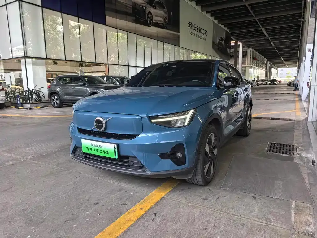 Volvo C40 2024 из CN, фото 2