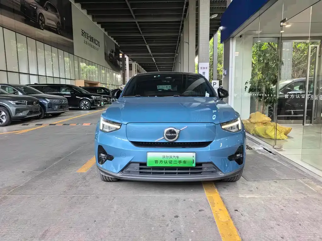 Volvo C40 2024 из CN, фото 3