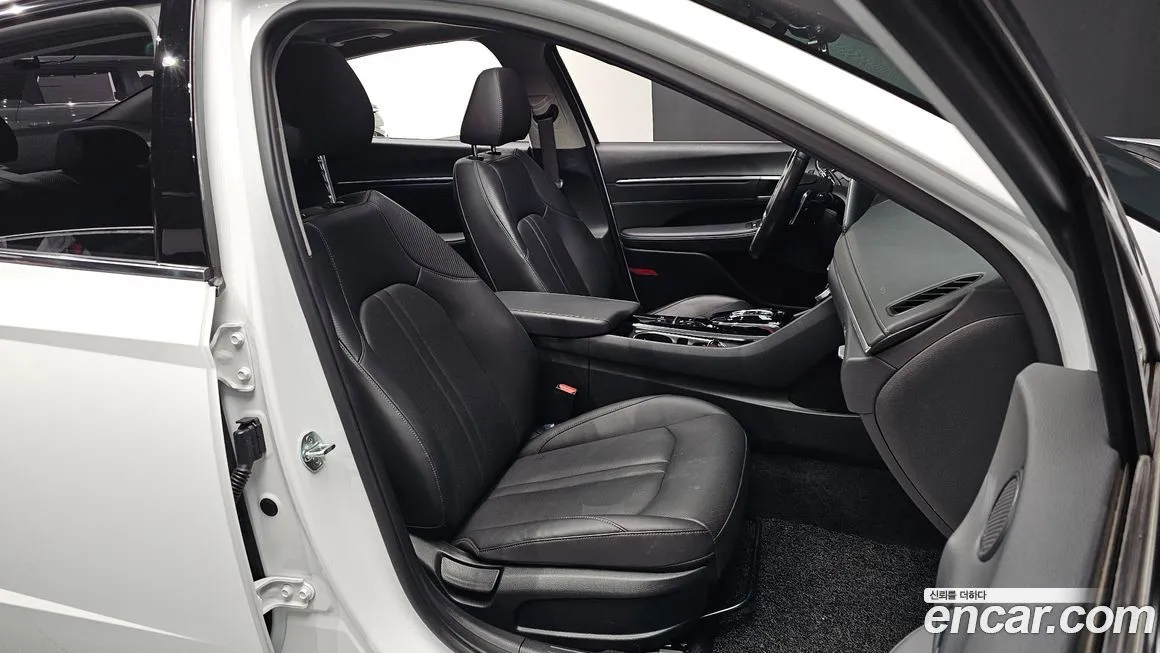 Hyundai Sonata 2022 из KR, фото 10