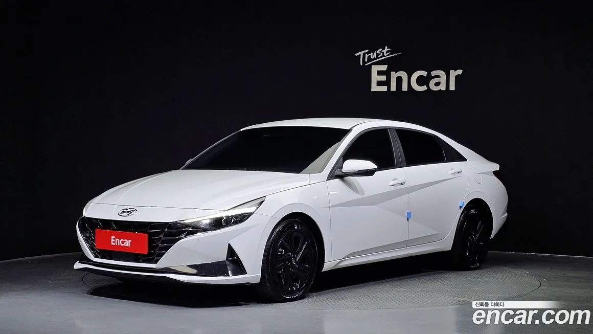 Hyundai AVANTE 2023 из KR, фото 1