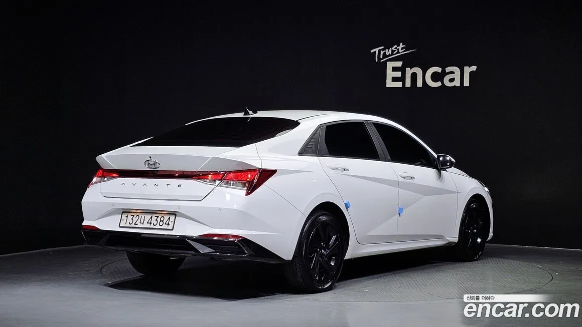 Hyundai AVANTE 2023 из KR, фото 2