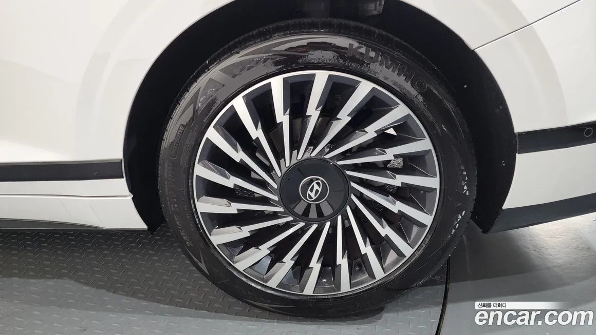 Hyundai Grandeur 2023 из KR, фото 5