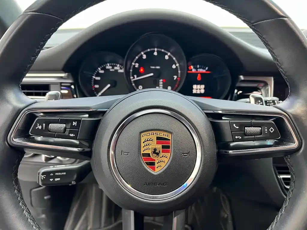 Porsche Macan 2024 из CN, фото 10