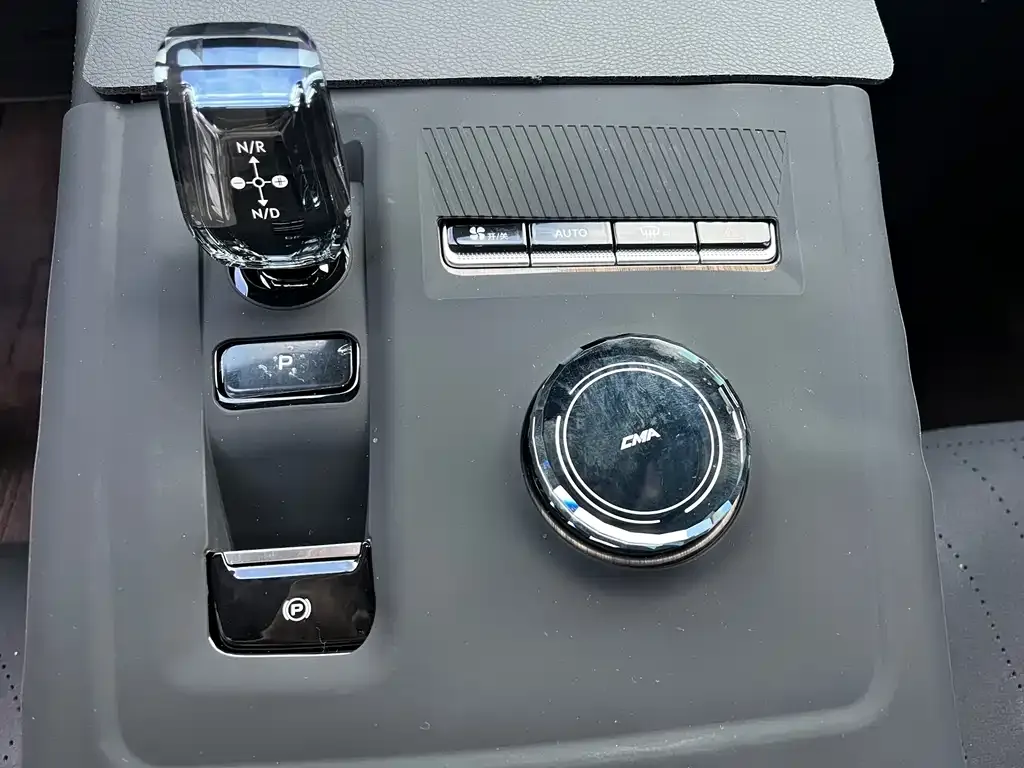 Geely Xingyue L 2025 из CN, фото 10