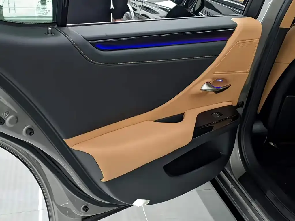 Lexus ES 2022 из CN, фото 10