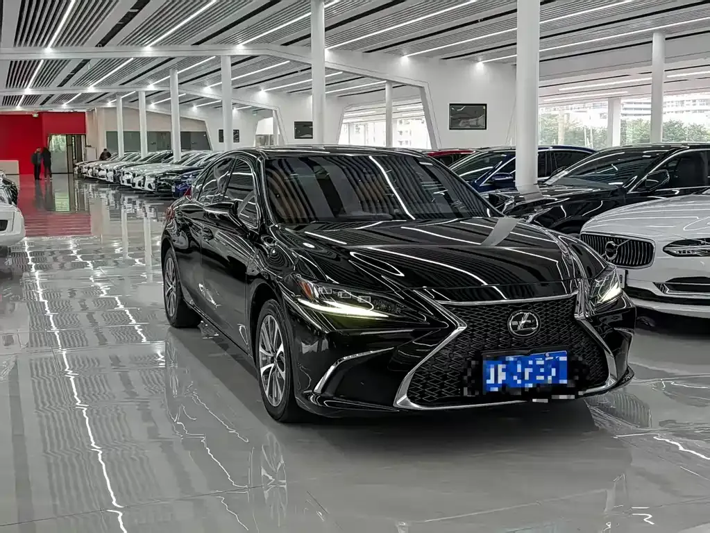 Lexus ES 2022 из CN, фото 3