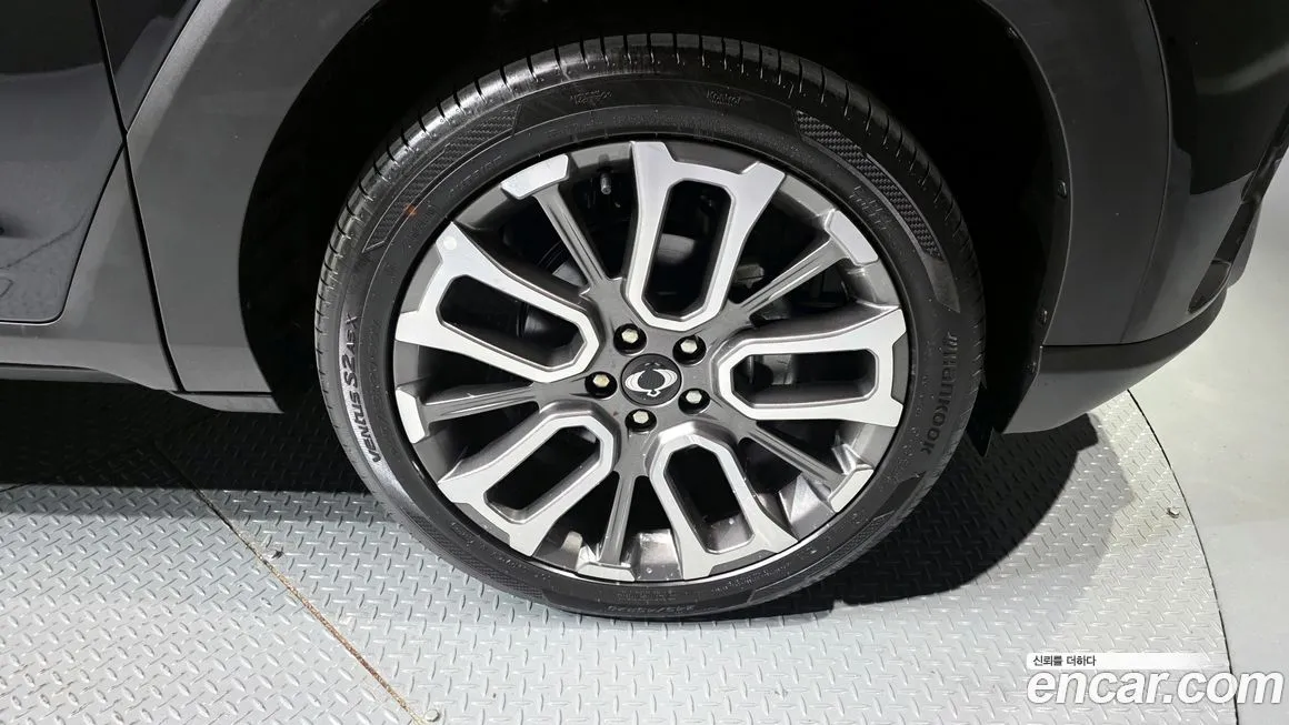 KG Mobility (Ssangyong) Torres 2025 из KR, фото 5