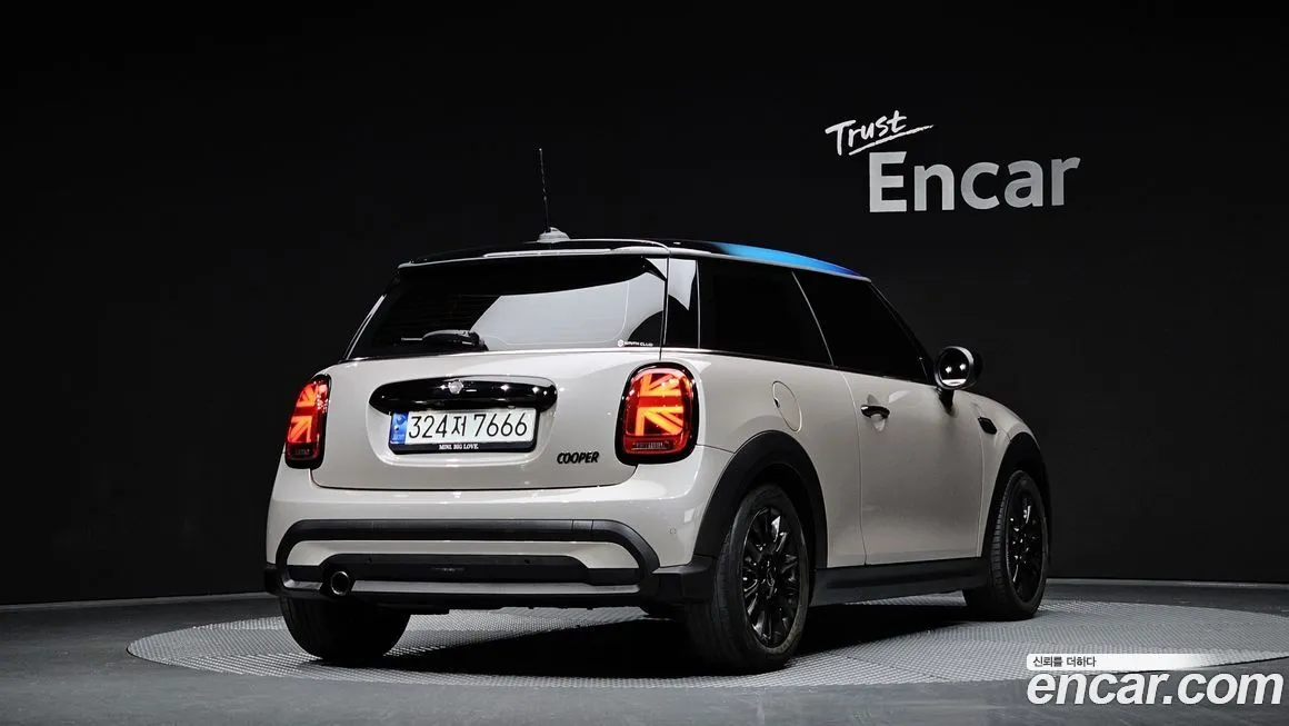 Mini Cooper 2022 из KR, фото 2