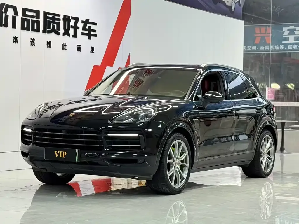Porsche Cayenne Hybrid 2023 из CN, фото 1