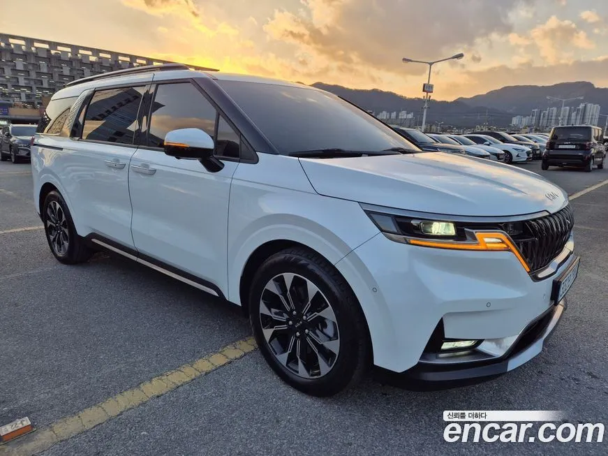Kia Carnival 2023 из KR, фото 2