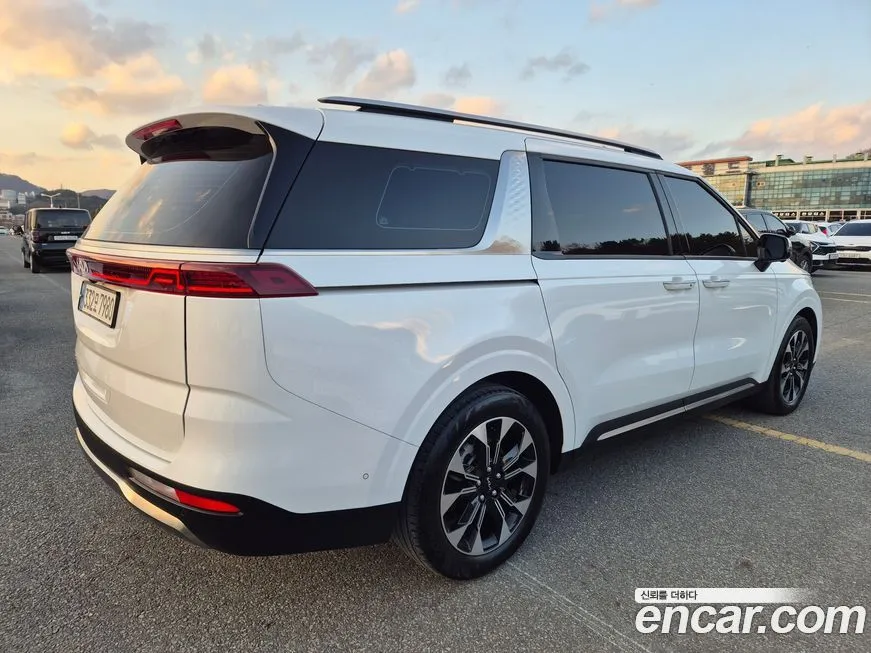 Kia Carnival 2023 из KR, фото 6