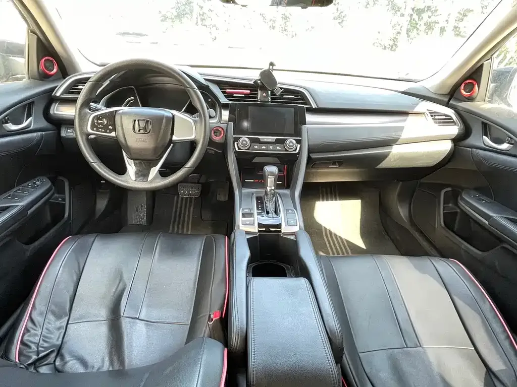 Honda Civic 2021 из CN, фото 5