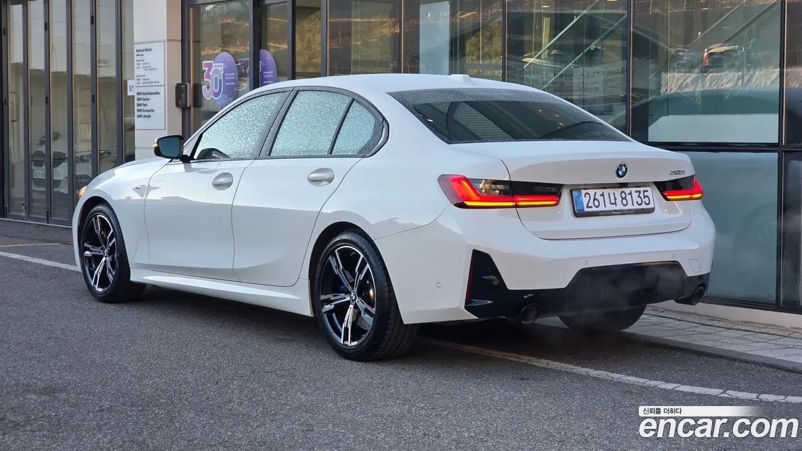 BMW 3-Series 2024 из KR, фото 2