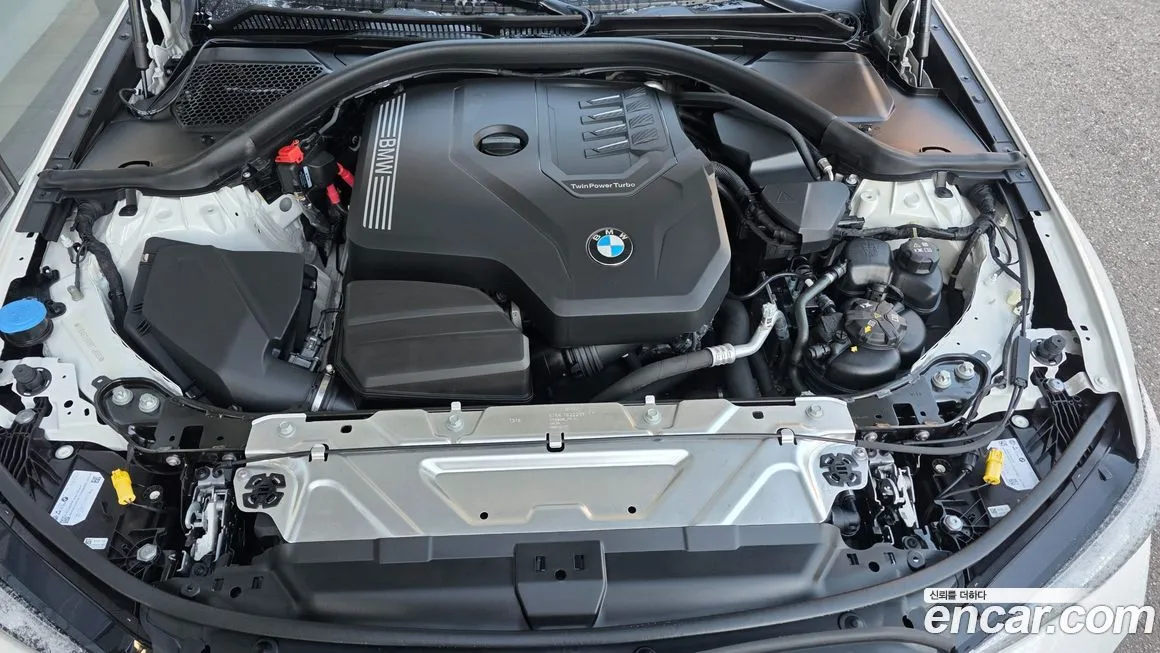 BMW 3-Series 2024 из KR, фото 6