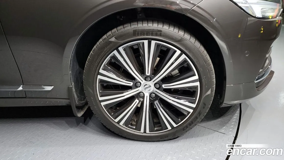 Volvo S90 2023 из KR, фото 5