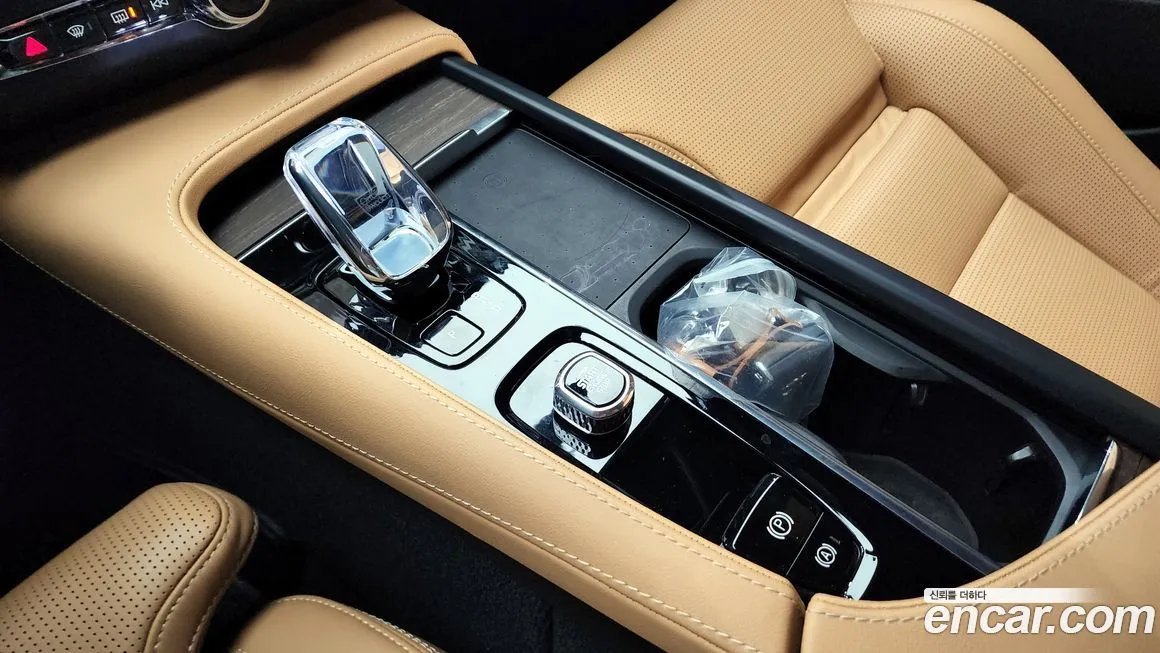 Volvo S90 2023 из KR, фото 9
