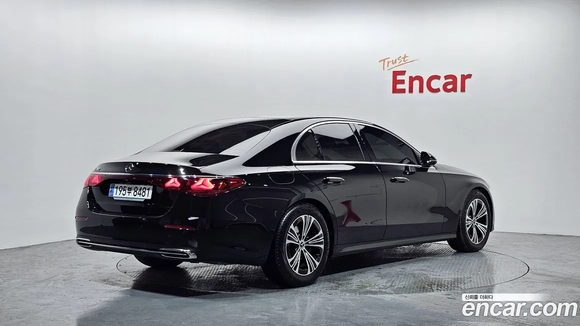 Mercedes-Benz E-Class 2025 из KR, фото 2