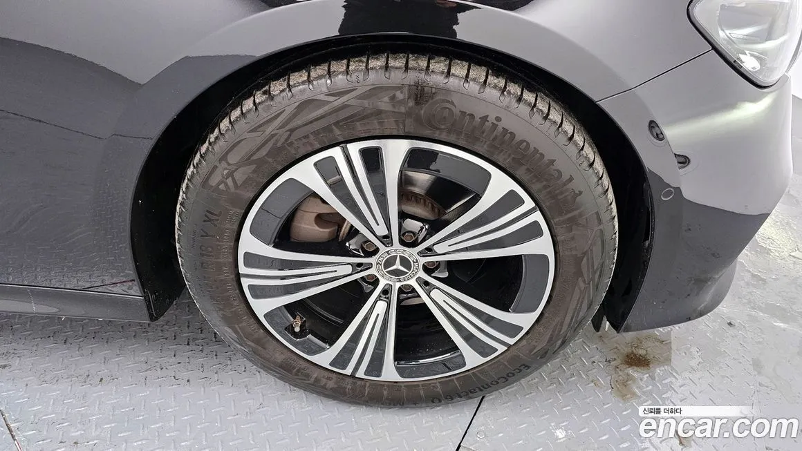 Mercedes-Benz E-Class 2025 из KR, фото 5
