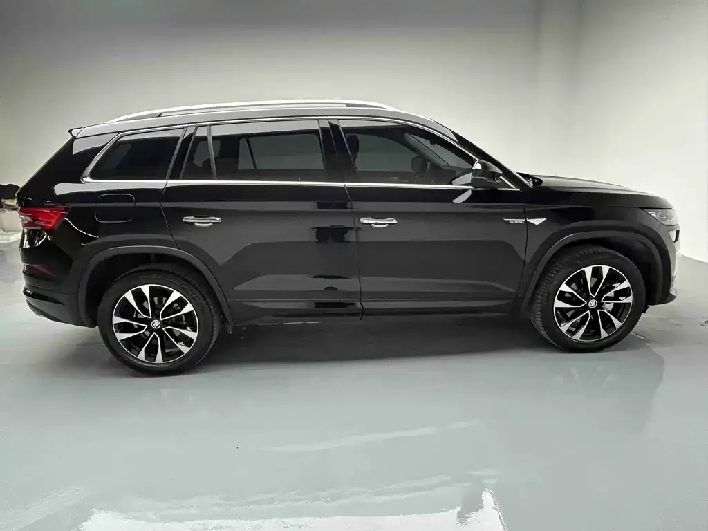 Skoda Kodiaq 2025 из CN, фото 2
