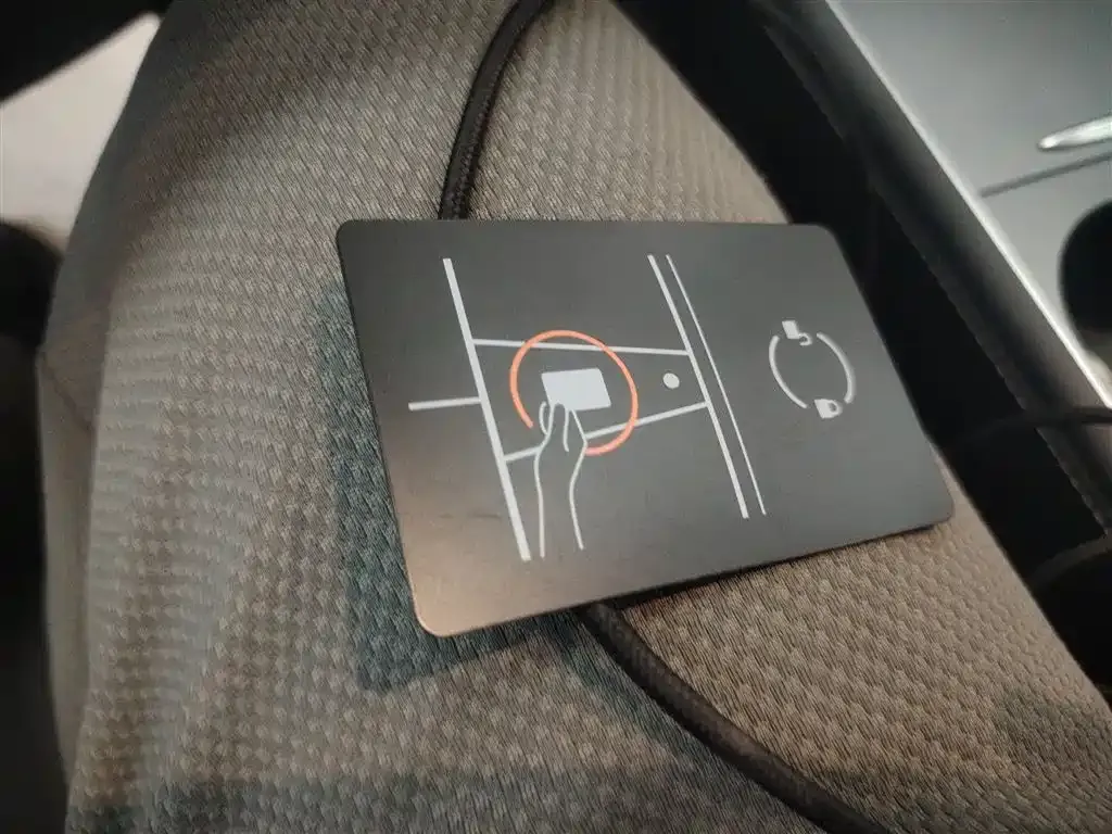 Tesla Model Y 2024 из CN, фото 9