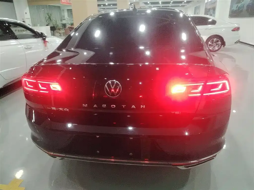 Volkswagen Magotan 2021 из CN, фото 6