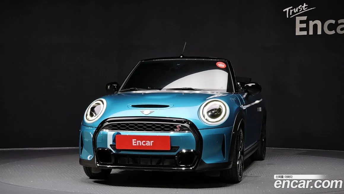 Mini Cooper Convertible 2023 из KR, фото 3