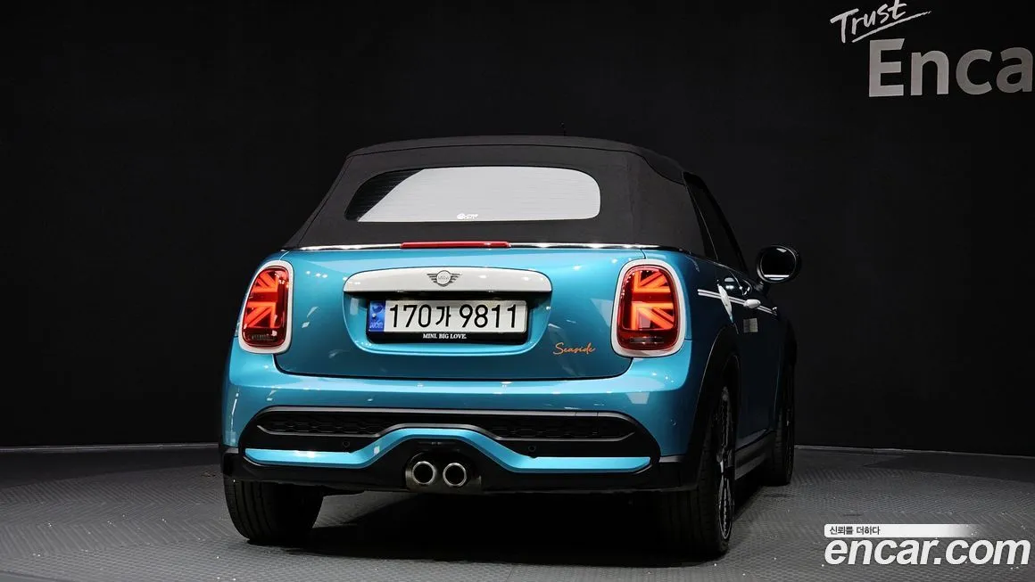 Mini Cooper Convertible 2023 из KR, фото 4
