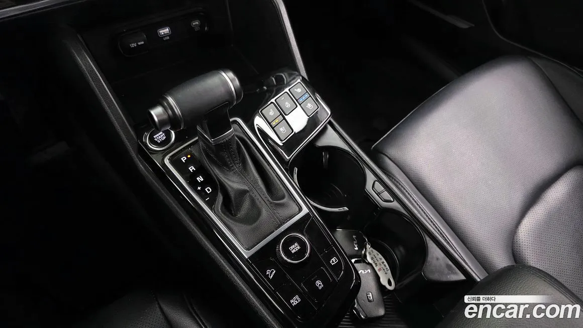 Kia Sportage — фото 9