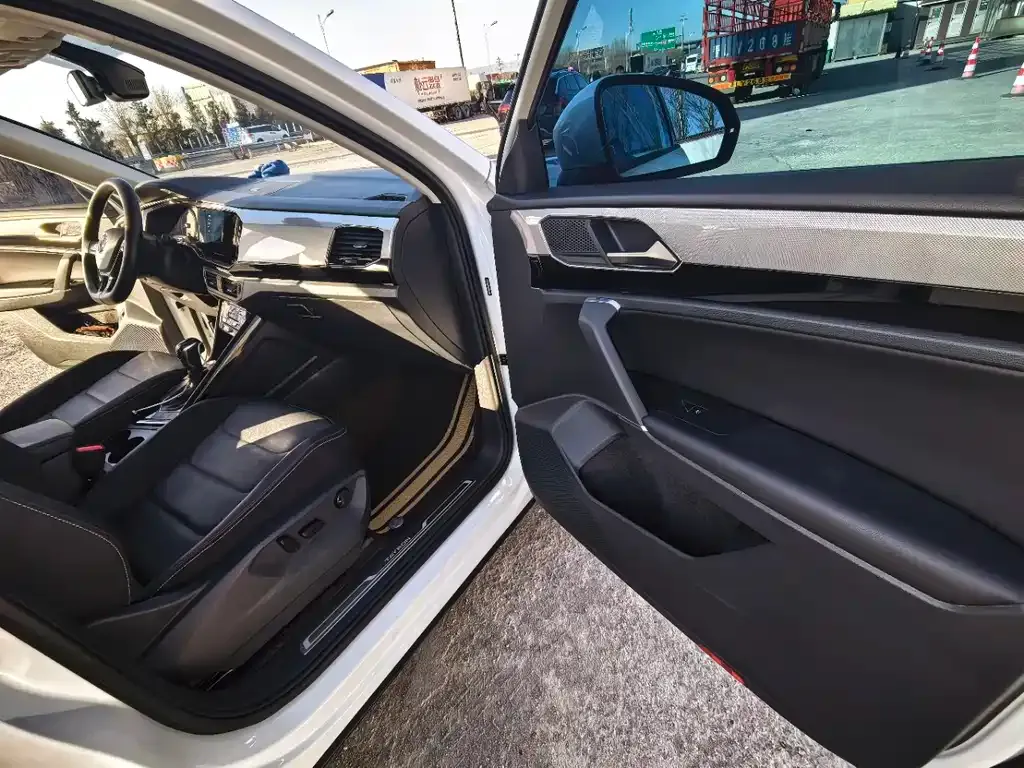 Volkswagen Tayron 2022 из CN, фото 10