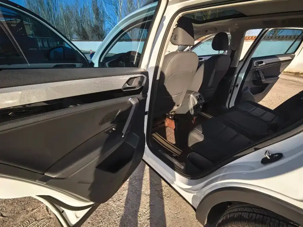 Volkswagen Tayron 2022 из CN, фото 8