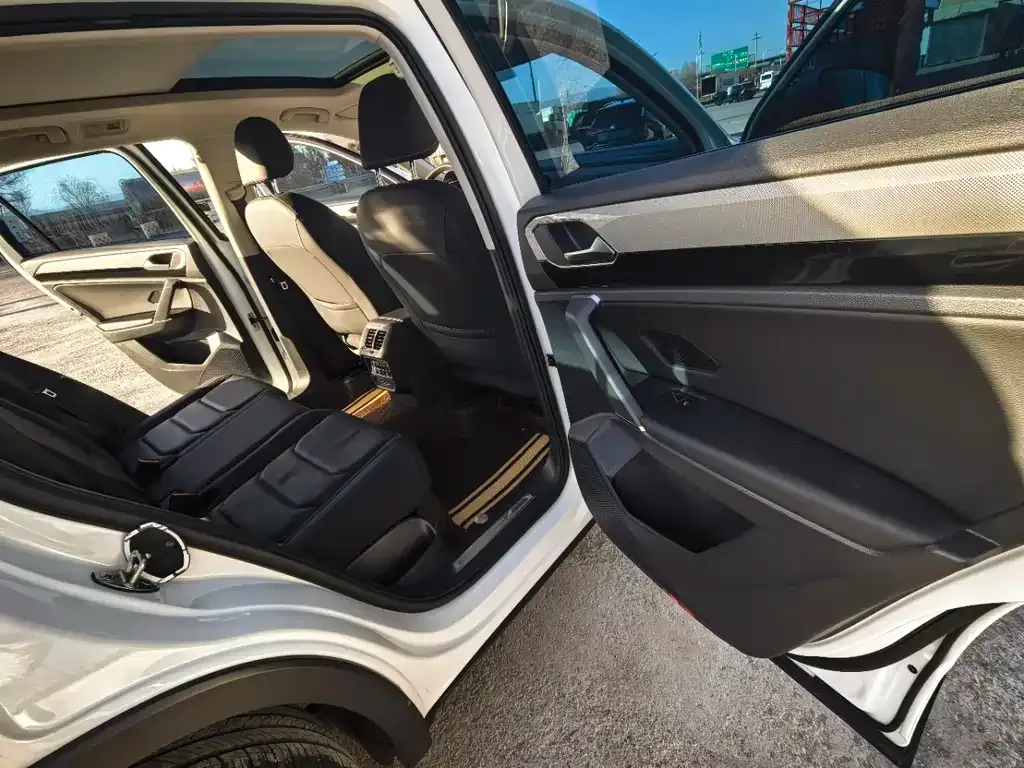 Volkswagen Tayron 2022 из CN, фото 9