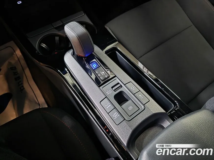 Toyota Prius 2024 из KR, фото 9
