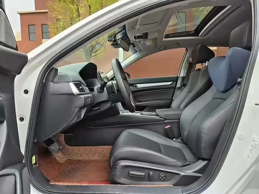 Honda Accord 2023 из CN, фото 4