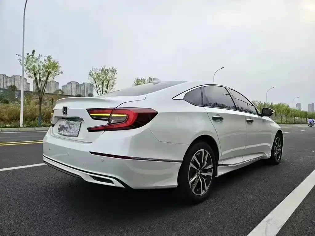 Honda Accord 2023 из CN, фото 8