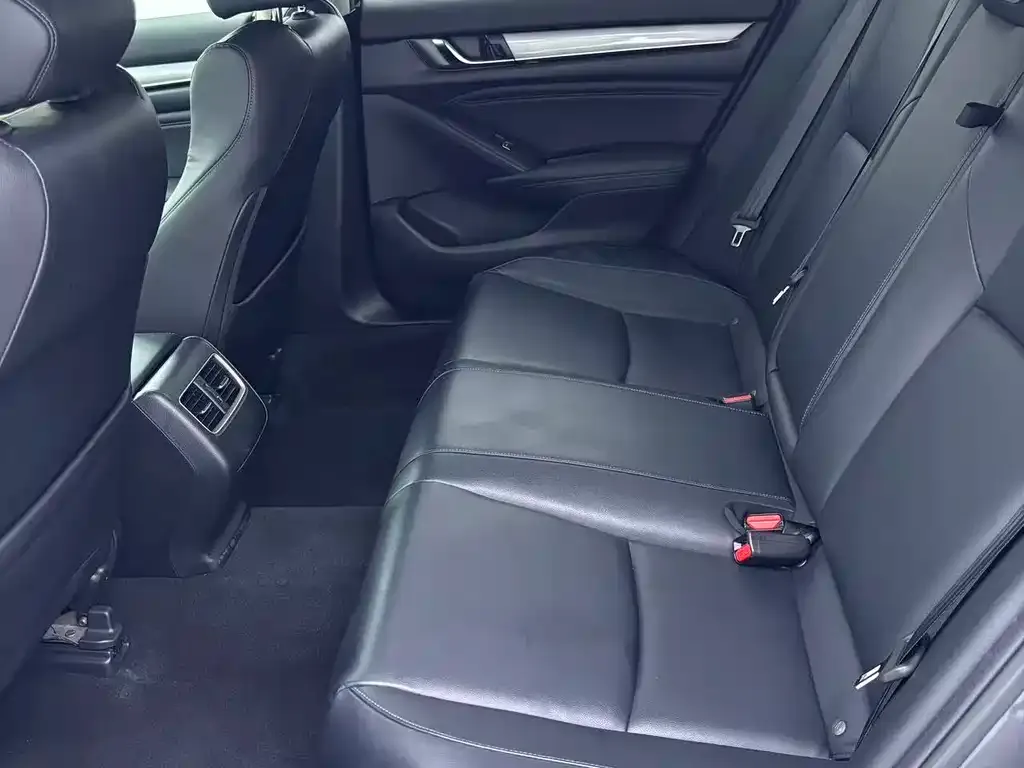 Honda Accord 2021 из CN, фото 9