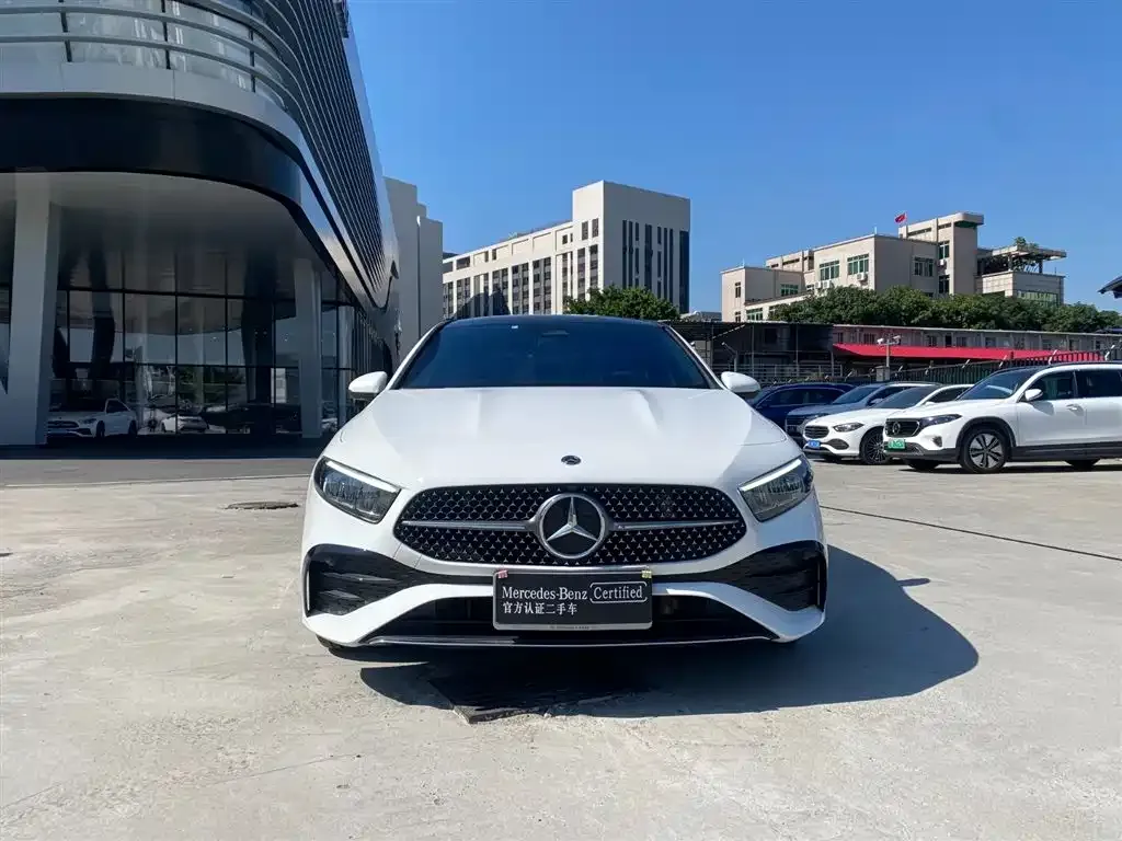 Mercedes-Benz A-Class 2023 из CN, фото 2
