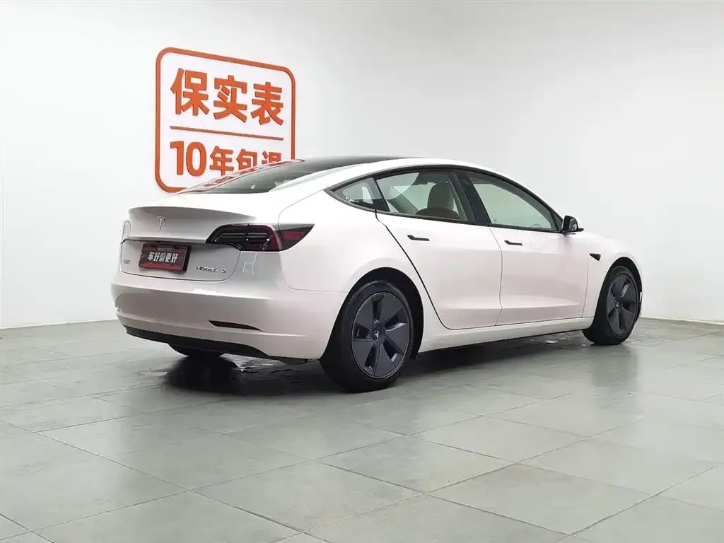 Tesla Model 3 2023 из CN, фото 2