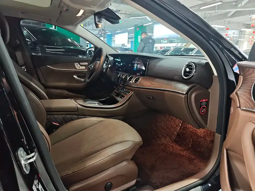 Mercedes-Benz E-Class 2023 из CN, фото 6