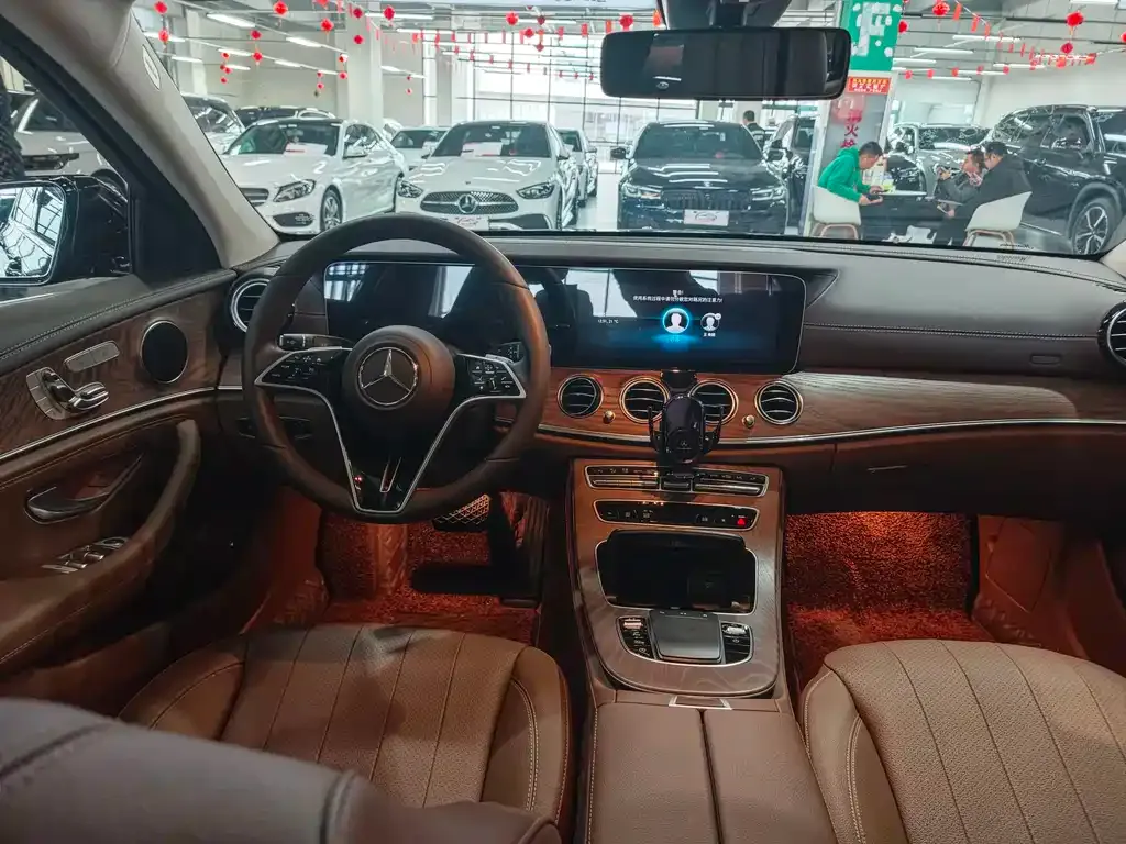 Mercedes-Benz E-Class 2023 из CN, фото 8