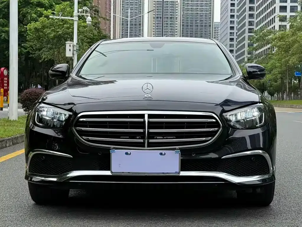 Mercedes-Benz E-Class 2023 из CN, фото 2