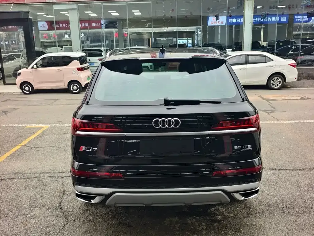 Audi Q7 2022 из CN, фото 9