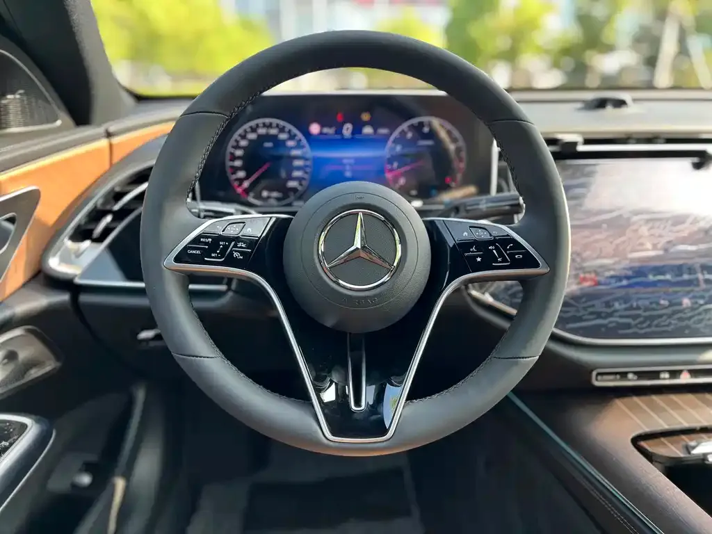 Mercedes-Benz E-Class 2025 из CN, фото 8