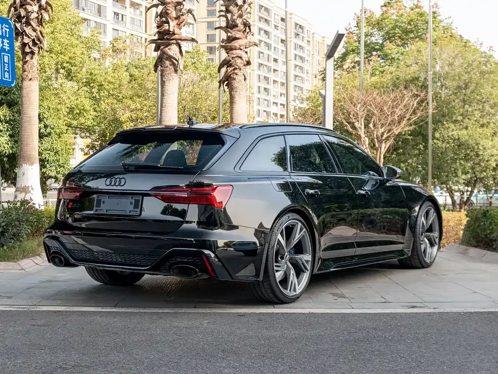Audi RS 6 2021 из CN, фото 4